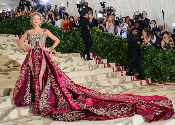 Inilah Daftar Artis dengan Style Fashion Paling Mencuri Perhatian di Met Gala 2021