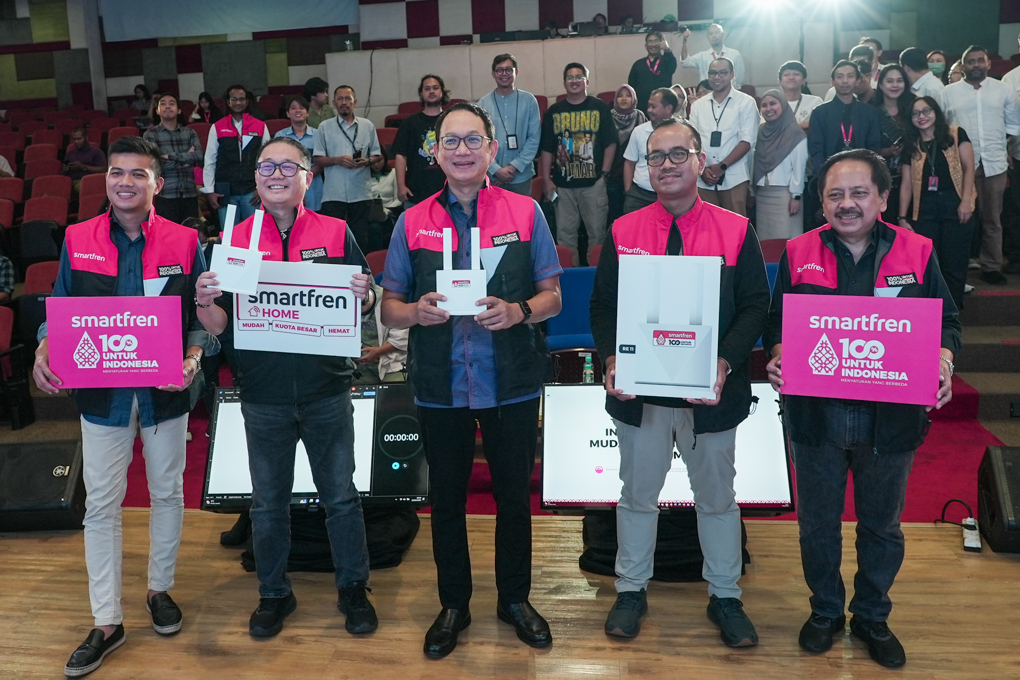 Smartfren Tawarkan Home Wireles Router untuk Tingkatkan Penetrasi Internet Indonesia